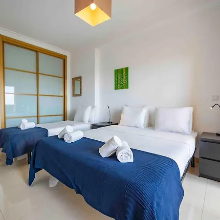 Sunset 2 Bedroom Albufeira Apartment Guia (Faro)